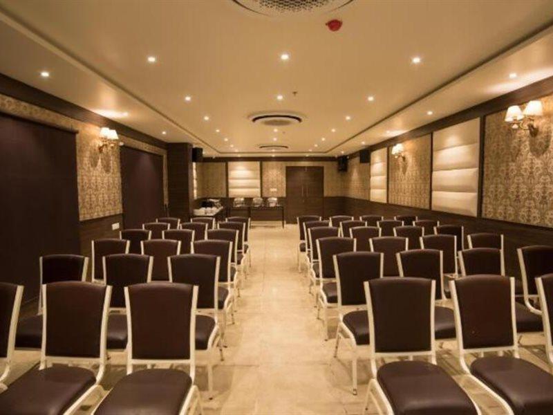 Hotel Virgo Sumeru Bhavnagar Zewnętrze zdjęcie