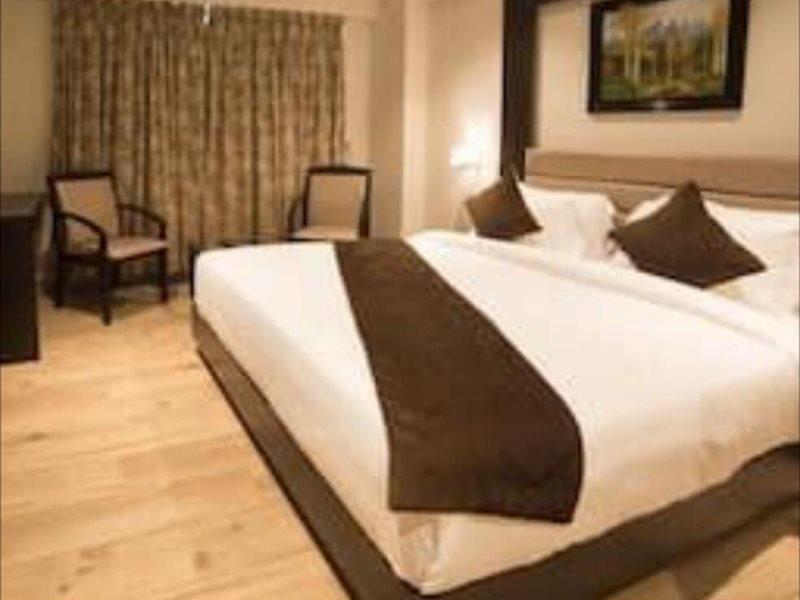 Hotel Virgo Sumeru Bhavnagar Zewnętrze zdjęcie