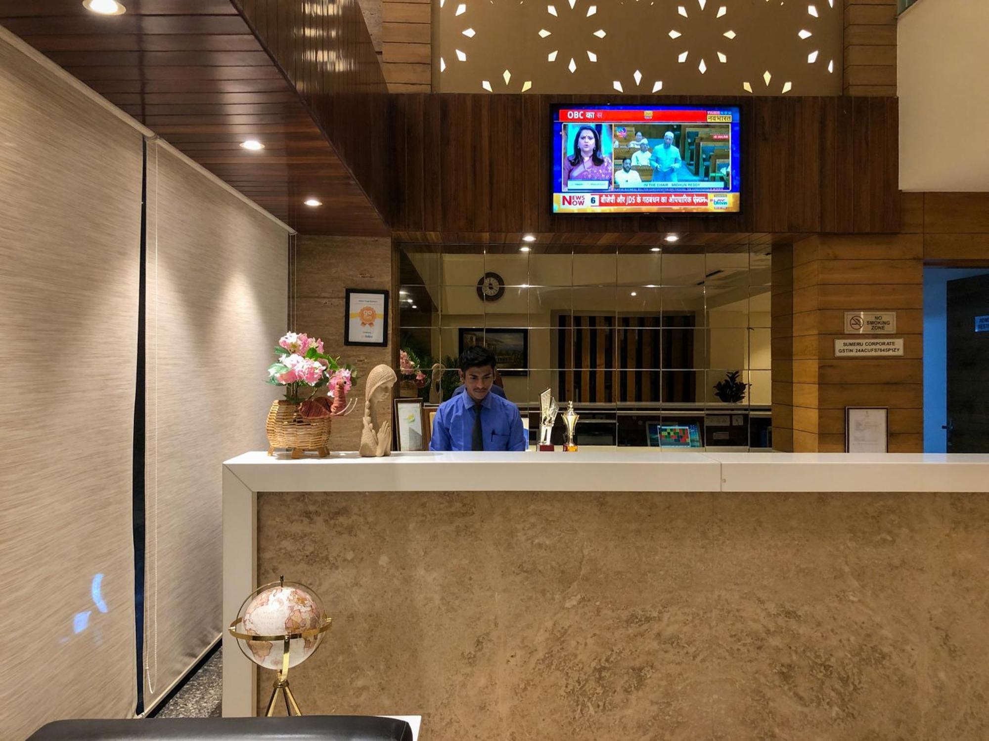 Hotel Virgo Sumeru Bhavnagar Zewnętrze zdjęcie