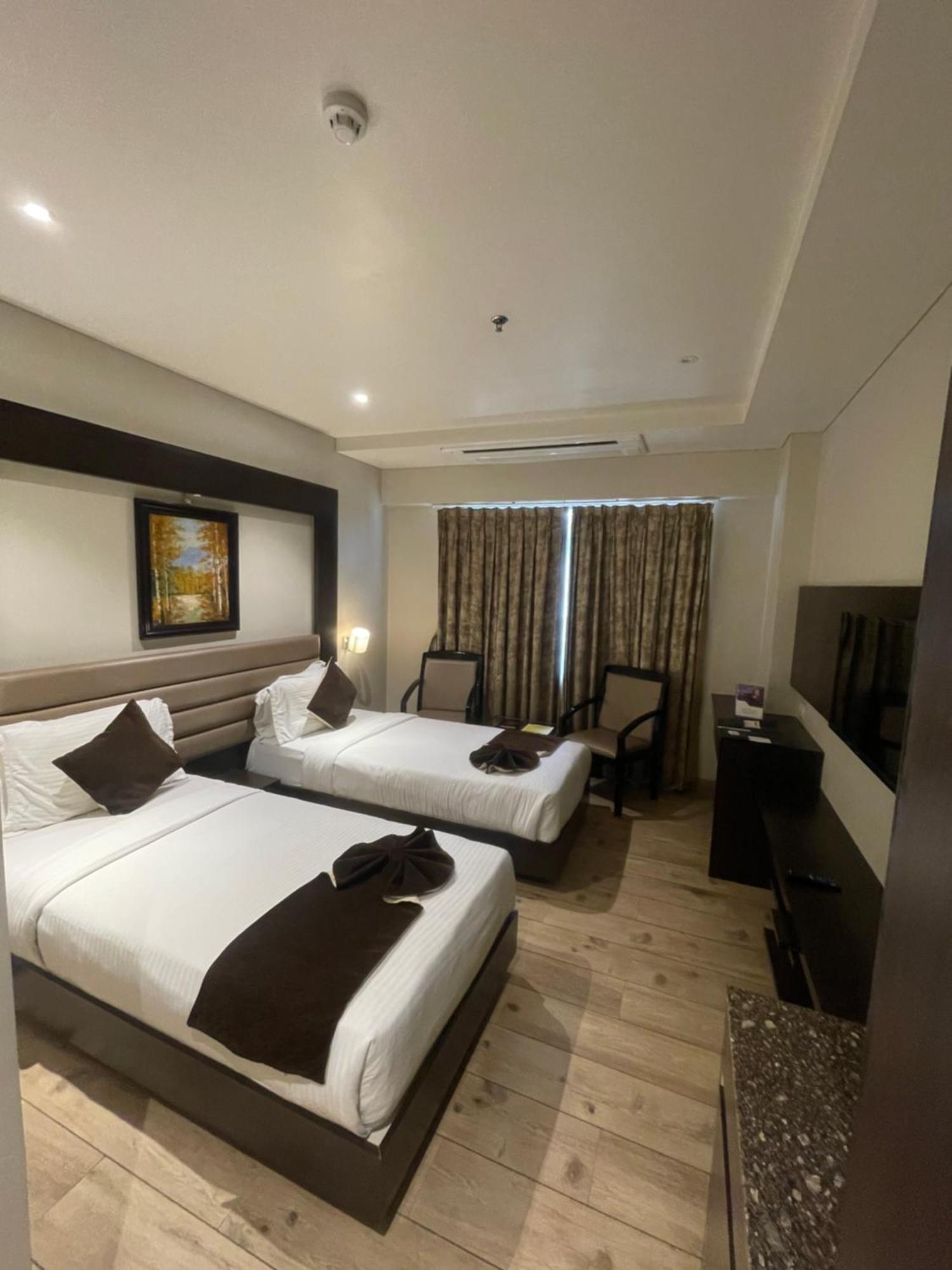Hotel Virgo Sumeru Bhavnagar Zewnętrze zdjęcie