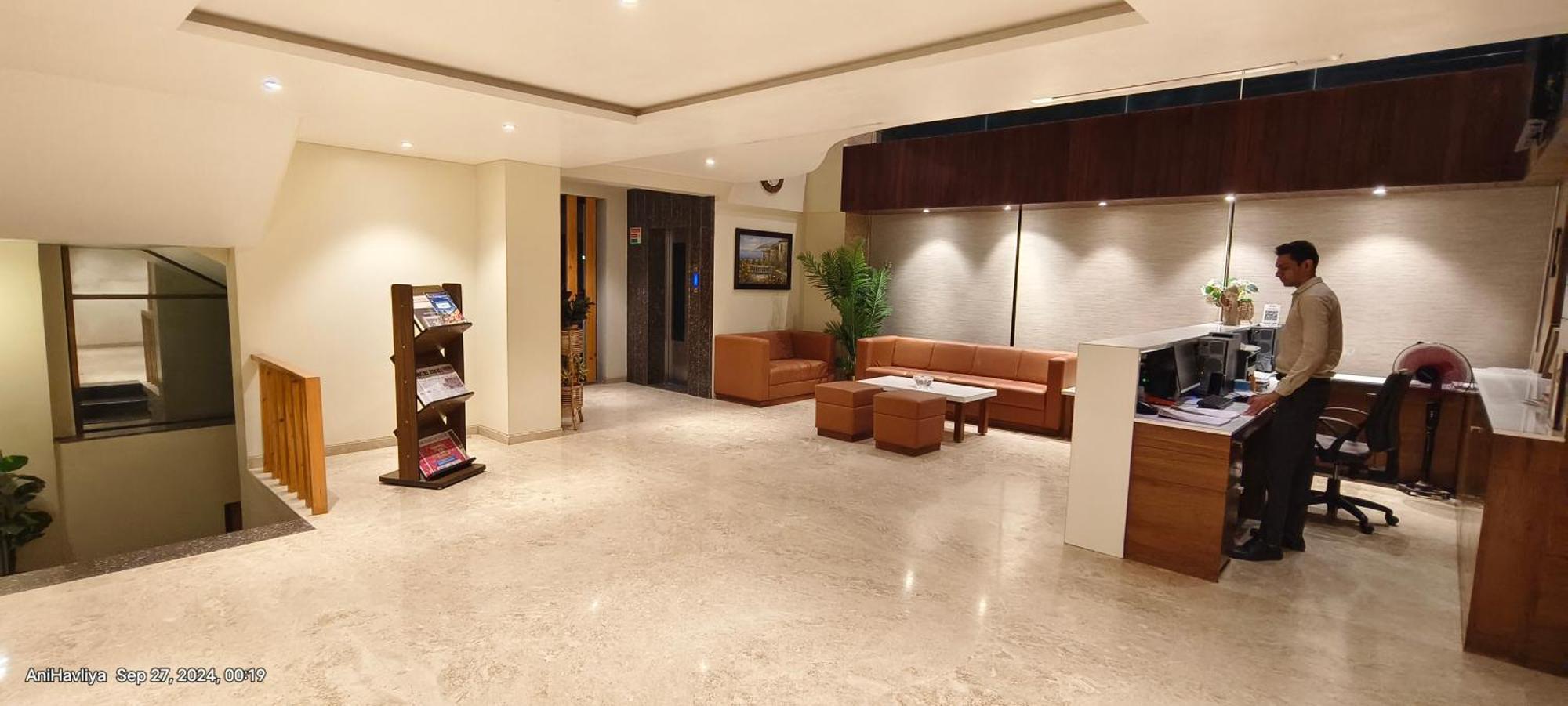 Hotel Virgo Sumeru Bhavnagar Zewnętrze zdjęcie
